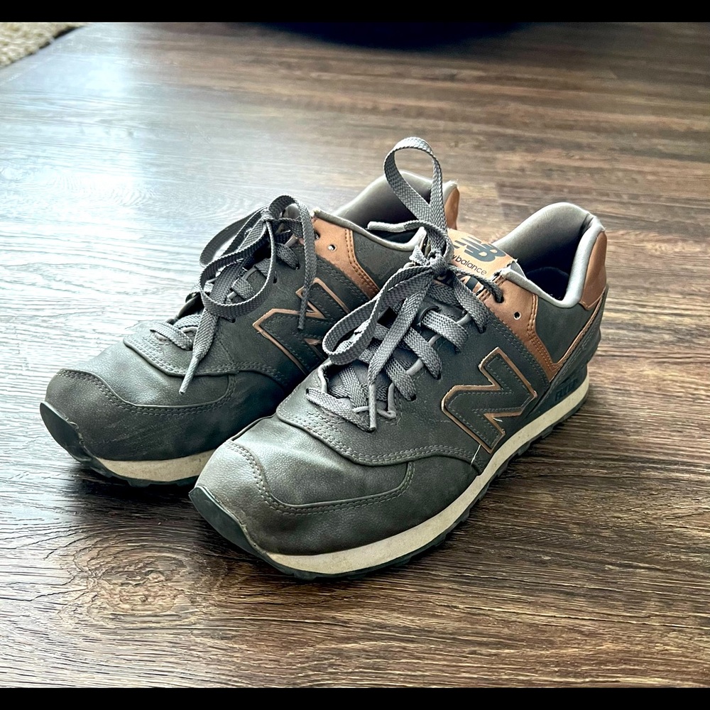 New balance tennis shoes!